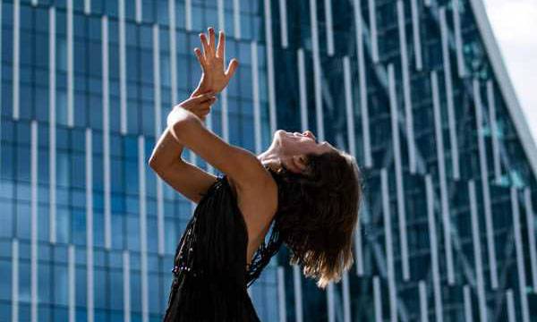 Il Respiro nella Danza Contemporanea, Hatha Yoga e Improvvisazione  con Pauline Robin 